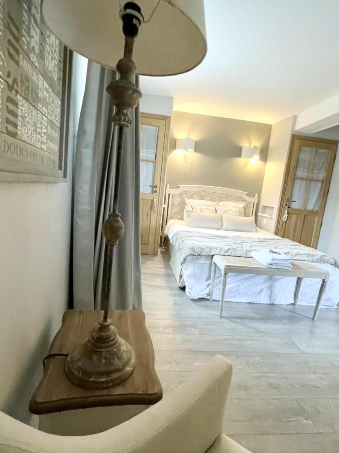 Le Déluge Le Paddock - Chambres Et Table D'Hotes المظهر الخارجي الصورة